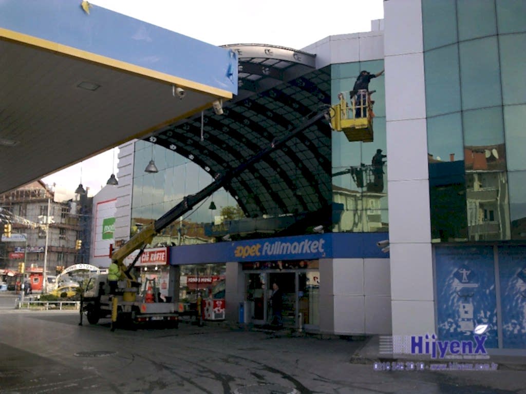 Benzin İstasyonu Temizliği